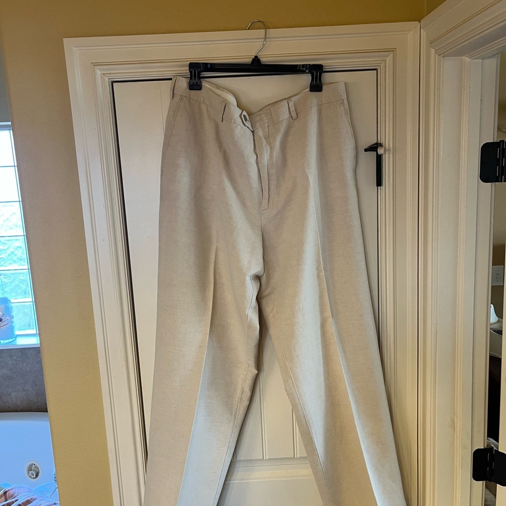 Perry Ellis Cream Chinos with Elastic Waistband